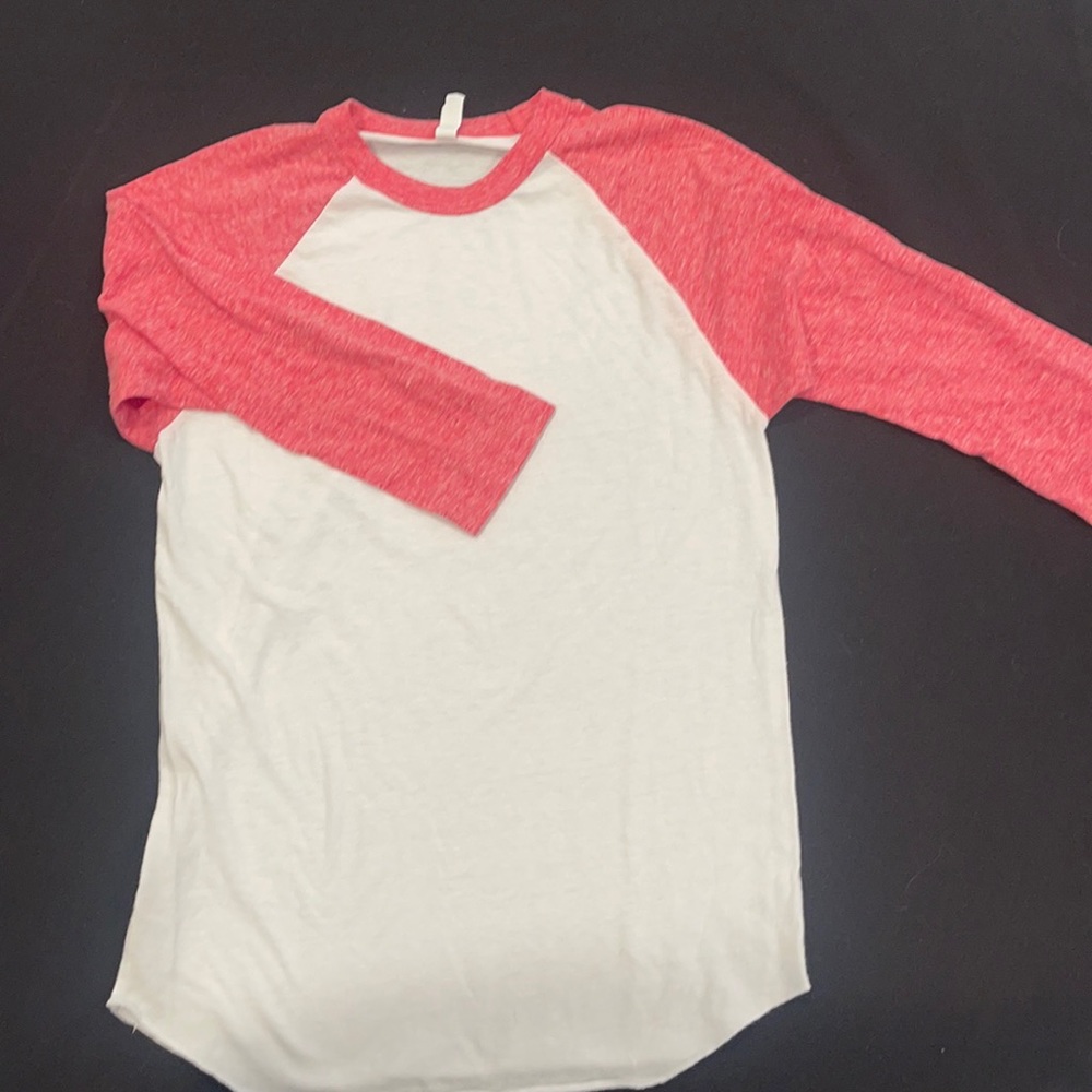 Men’s size small jersey T-shirt